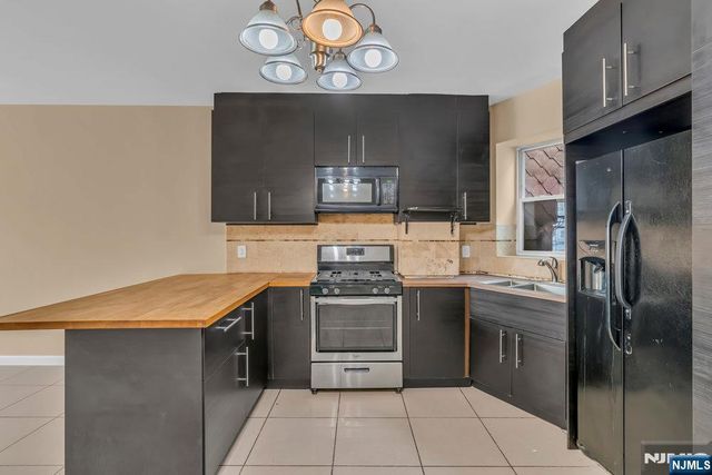 183 Thorne Street, Jersey City, NJ 07307