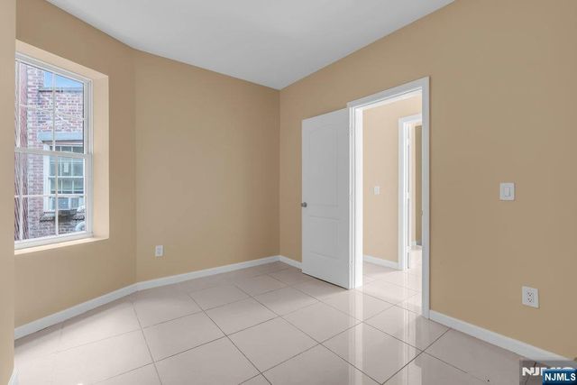 183 Thorne Street, Jersey City, NJ 07307