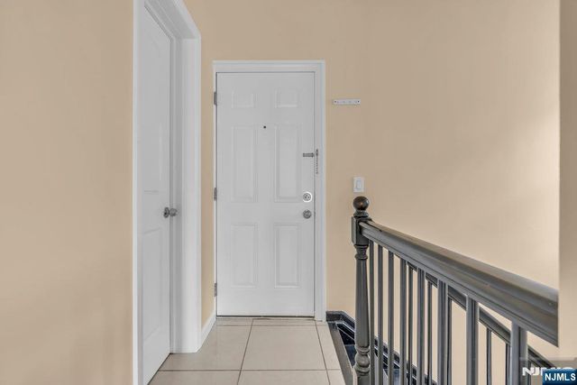 183 Thorne Street, Jersey City, NJ 07307