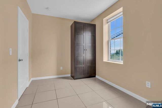 183 Thorne Street, Jersey City, NJ 07307