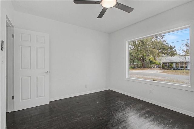 4004 N MUNRO STREET, Tampa, FL 33603