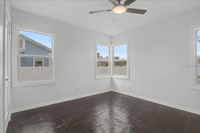 4004 N MUNRO STREET, Tampa, FL 33603