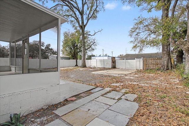 4004 N MUNRO STREET, Tampa, FL 33603