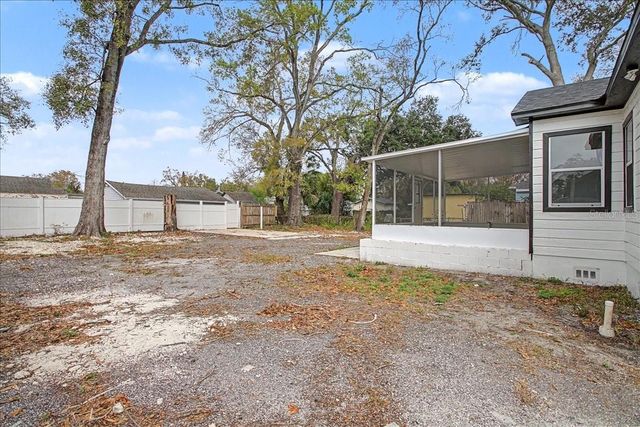 4004 N MUNRO STREET, Tampa, FL 33603