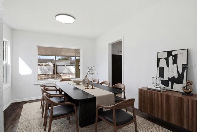 4004 N MUNRO STREET, Tampa, FL 33603