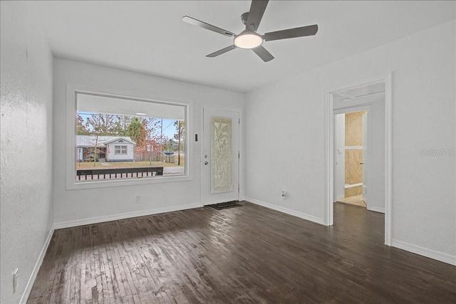 4004 N MUNRO STREET, Tampa, FL 33603