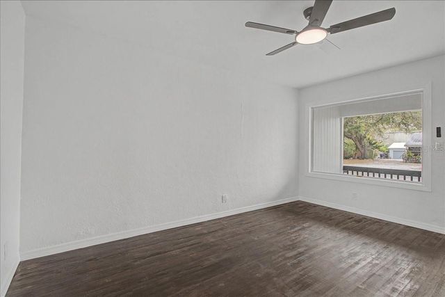 4004 N MUNRO STREET, Tampa, FL 33603