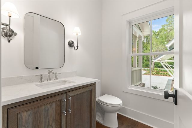 337 Lake Stillwater Drive, St Simons Island, GA 31522