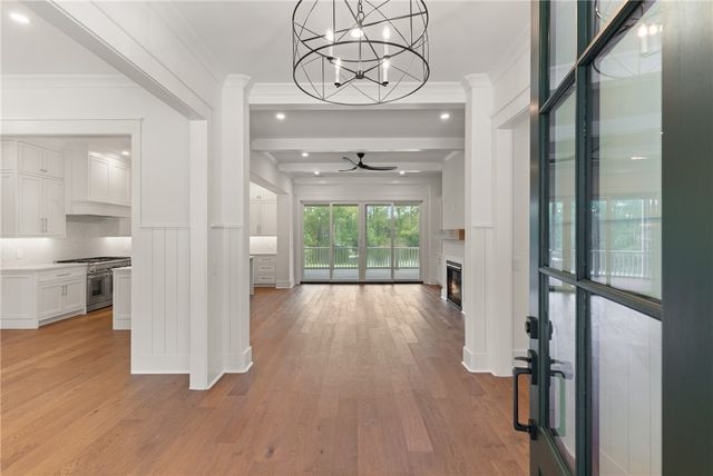 337 Lake Stillwater Drive, St Simons Island, GA 31522