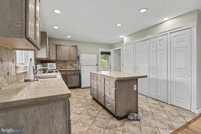 138 CASIMIR DR, New Castle, DE 19720