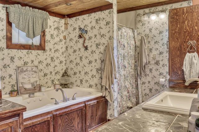 1013 N LINWOOD AVENUE, Appleton, WI 54914