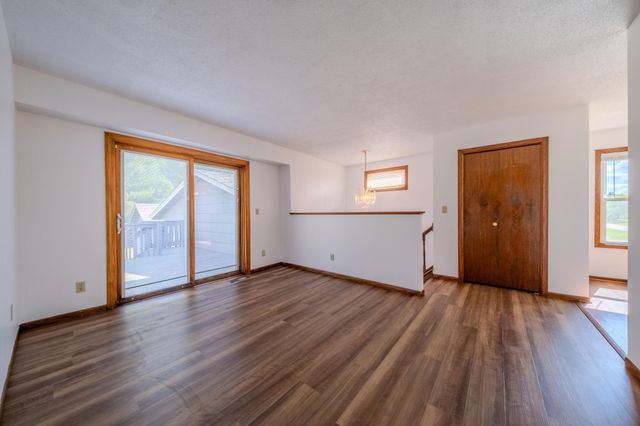 8809 Packard Avenue NE, Otsego, MN 55330