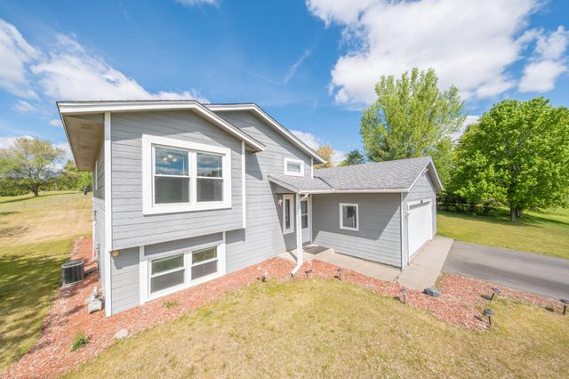 8809 Packard Avenue NE, Otsego, MN 55330