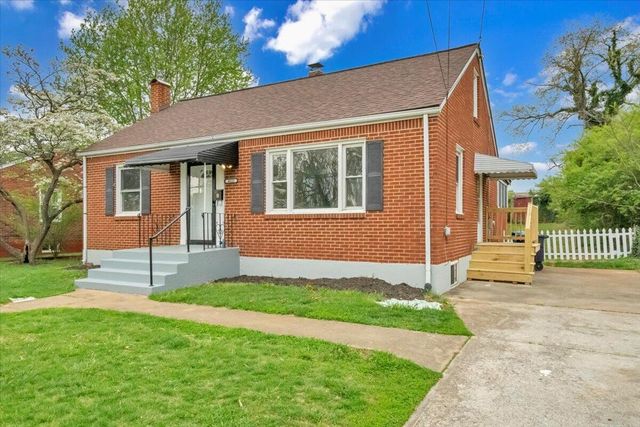 4622 Eden DR, Roanoke, VA 24012