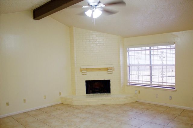 16326 Quail Place Drive, Houston, TX 77489