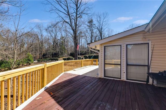 9760 Greenside Way, Douglasville, GA 30135