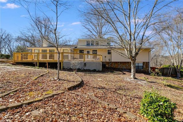 9760 Greenside Way, Douglasville, GA 30135