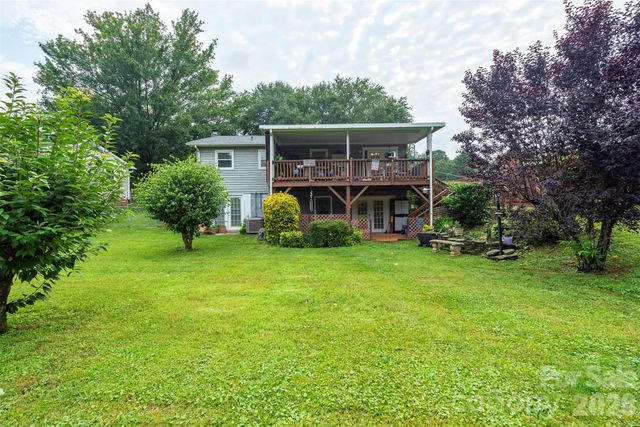 424 Lower Grassy Branch Road, Asheville, NC 28805