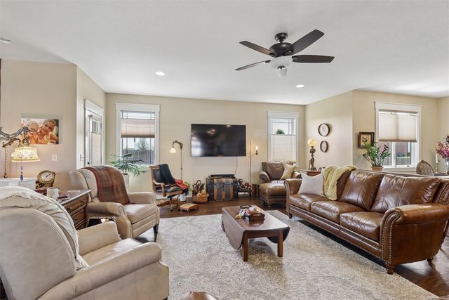 711 Lily Lane, Pleasantville, IA 50225