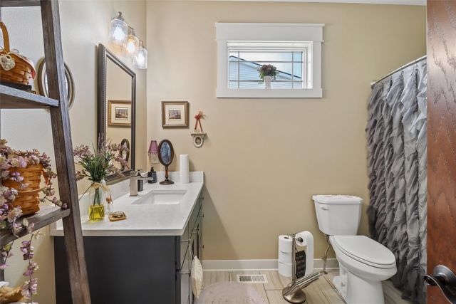 711 Lily Lane, Pleasantville, IA 50225