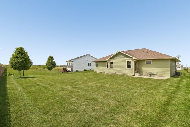 711 Lily Lane, Pleasantville, IA 50225