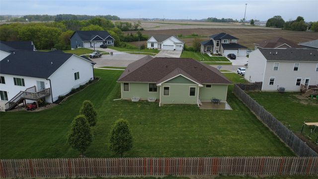 711 Lily Lane, Pleasantville, IA 50225