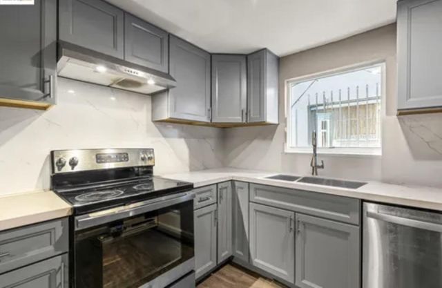 3520 Custer Street, Oakland, CA 94601