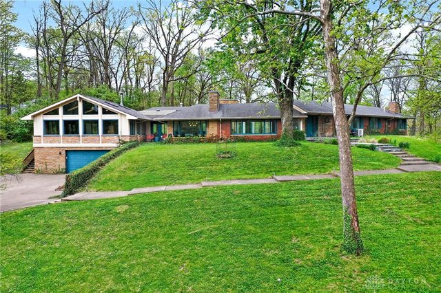 3183 Locust Camp Road, Kettering, OH 45419