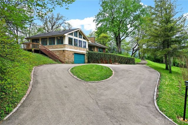 3183 Locust Camp Road, Kettering, OH 45419