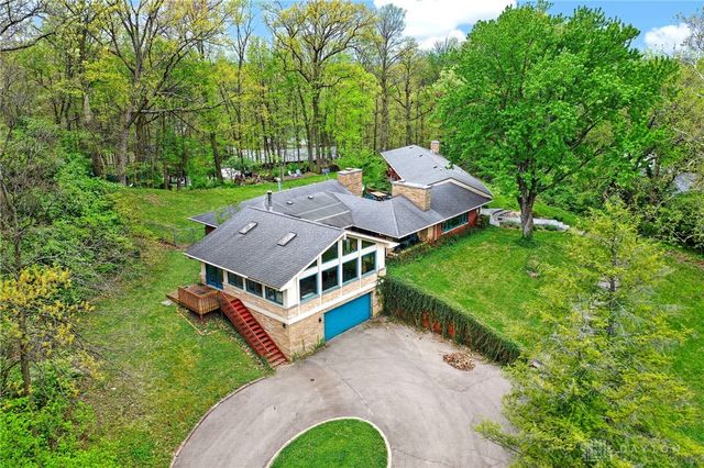3183 Locust Camp Road, Kettering, OH 45419