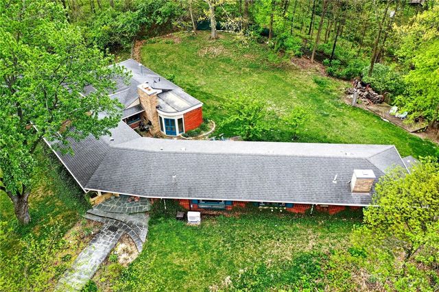 3183 Locust Camp Road, Kettering, OH 45419