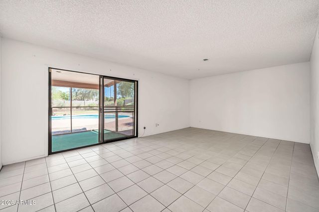 4428 W Villa Theresa Drive, Glendale, AZ 85308