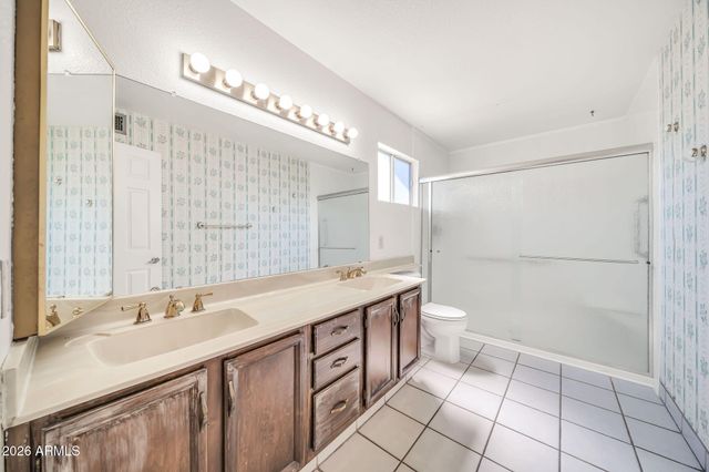4428 W Villa Theresa Drive, Glendale, AZ 85308