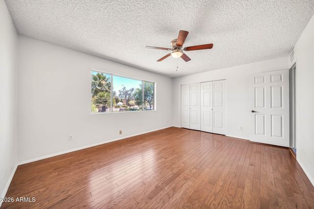 4428 W Villa Theresa Drive, Glendale, AZ 85308