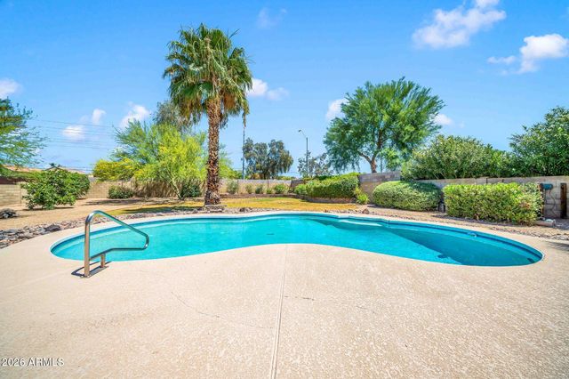 4428 W Villa Theresa Drive, Glendale, AZ 85308