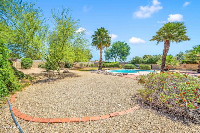 4428 W Villa Theresa Drive, Glendale, AZ 85308