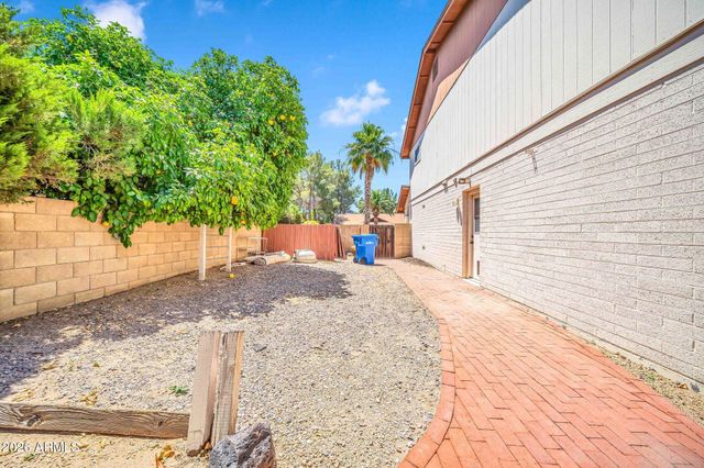 4428 W Villa Theresa Drive, Glendale, AZ 85308