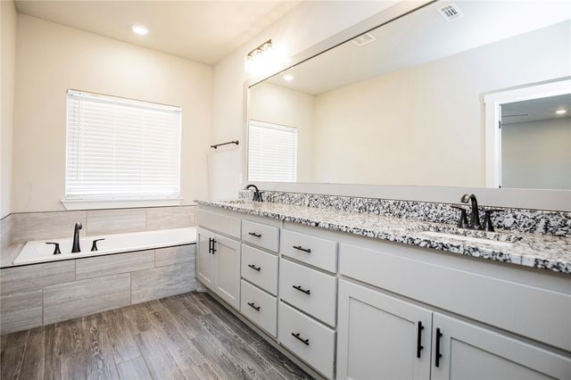 3500 SW Lucretia Road, Bentonville, AR 72713