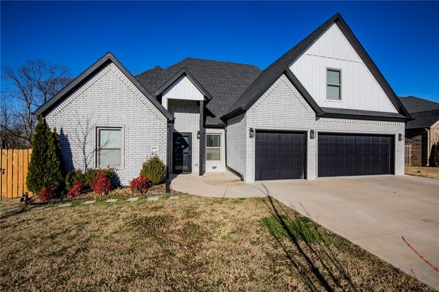 3500 SW Lucretia Road, Bentonville, AR 72713