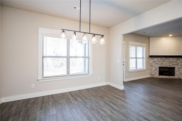 3500 SW Lucretia Road, Bentonville, AR 72713