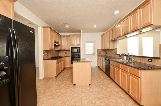 18302 Glenn Haven Estates Drive, Spring, TX 77379