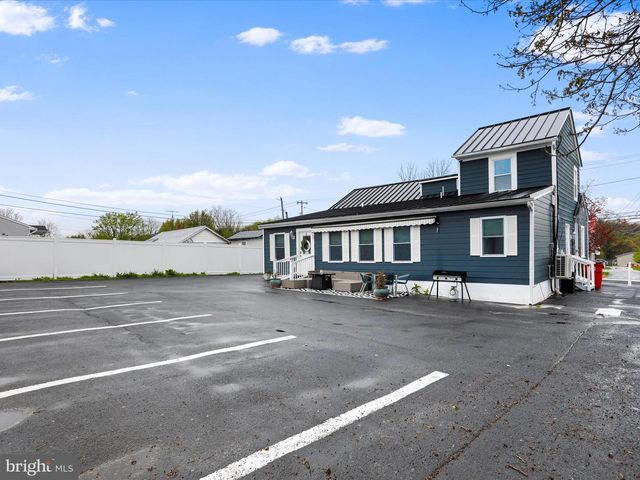 1315 W WASHINGTON ST, Harpers Ferry, WV 25425