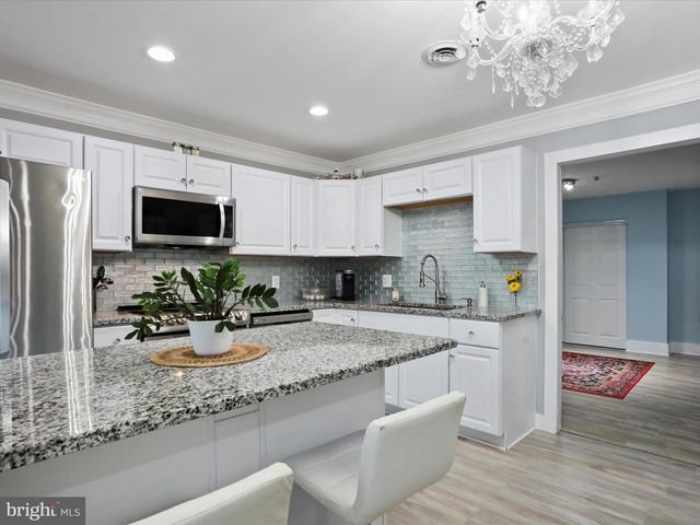 1315 W WASHINGTON ST, Harpers Ferry, WV 25425