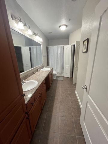 1711 Old Spanish Trail 147, Houston, TX 77054