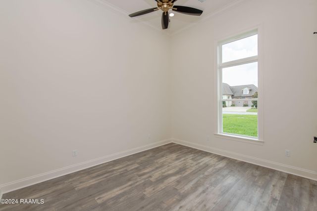 424 Dunvegan Court, Lafayette, LA 70503