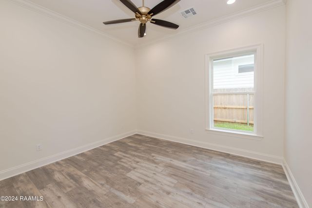 424 Dunvegan Court, Lafayette, LA 70503