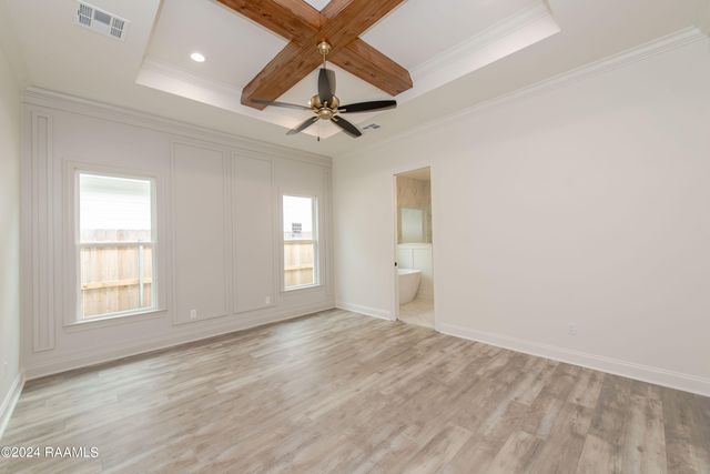 424 Dunvegan Court, Lafayette, LA 70503