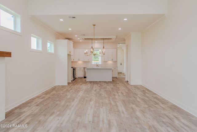 424 Dunvegan Court, Lafayette, LA 70503