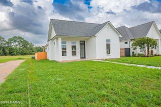 424 Dunvegan Court, Lafayette, LA 70503