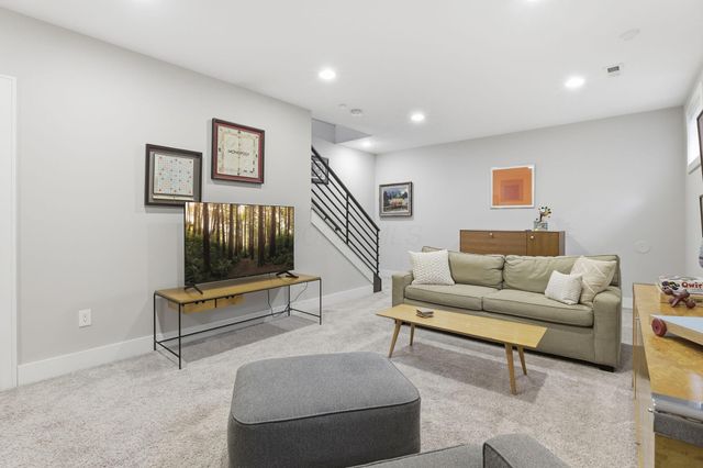 950 Pullman Place, 27, Columbus, OH 43212